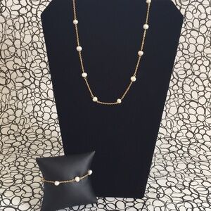 HOST PICK⚜️Freshwater Pearls & Stainless Steel Set